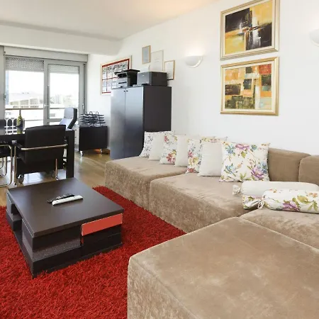 Modern Apartment With Sea-View At Split *