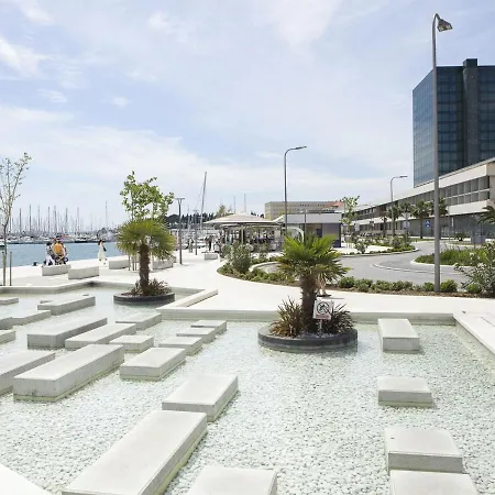 アパート Modern With Sea View At